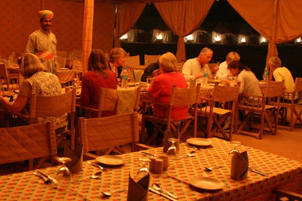 Gala dinner with folk dance Pushkar
